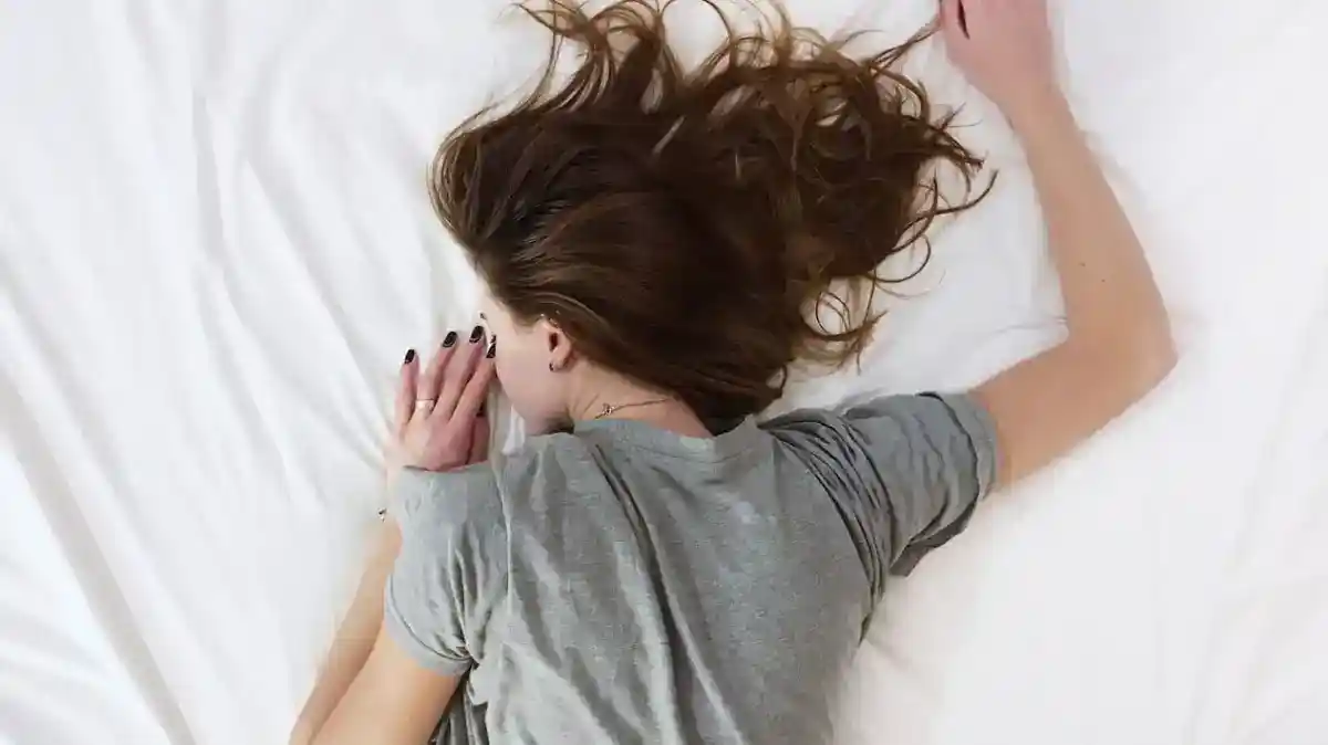 Mengapa Perempuan Lebih Rentan Mengalami Gangguan Tidur?